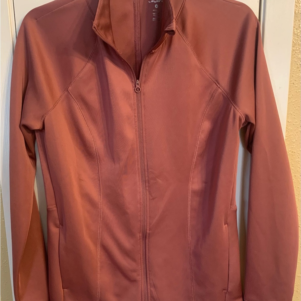 Layers 8 lightweight windbreaker Sz M workout / yoga/ running jacket